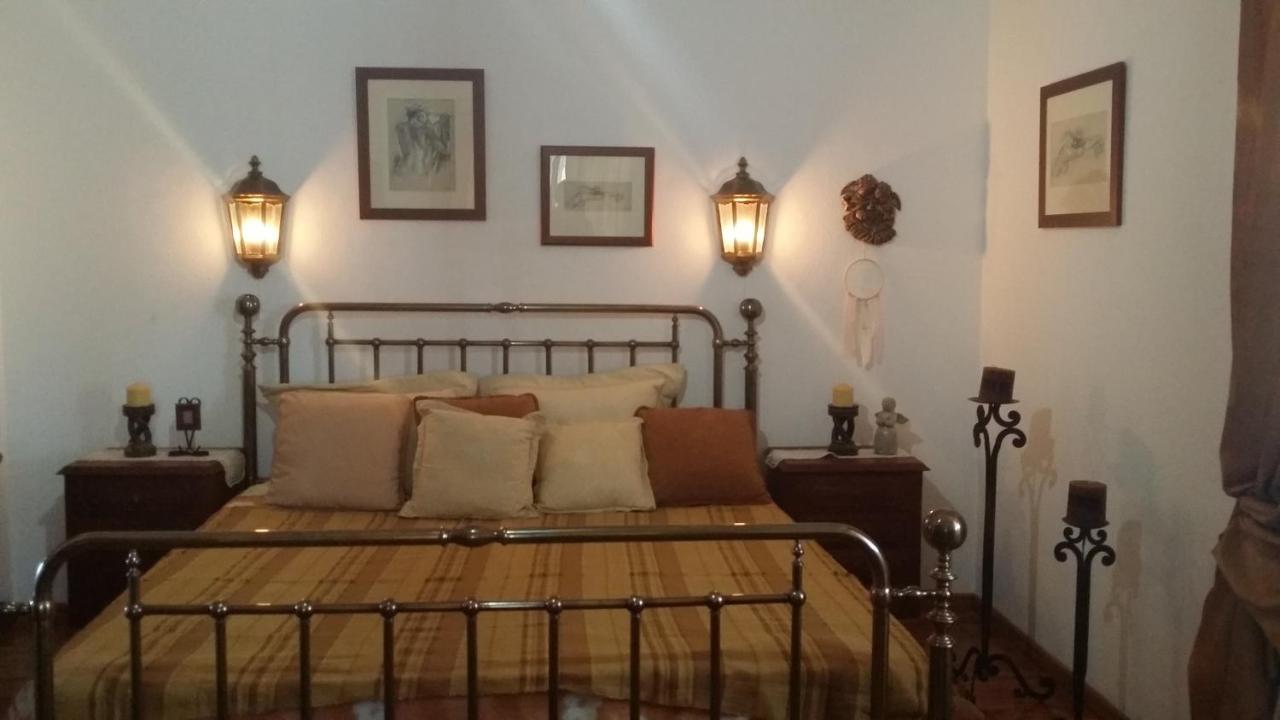 Casa Do Castelo Hotel Sortelha Luaran gambar